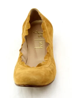 Cuff - Honey Suede