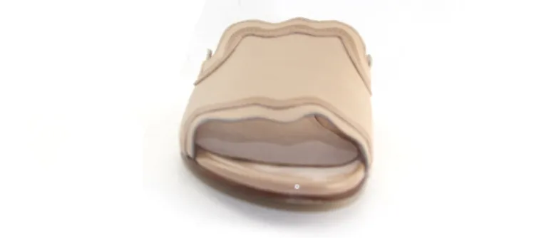 Kennedy - Beige Leather