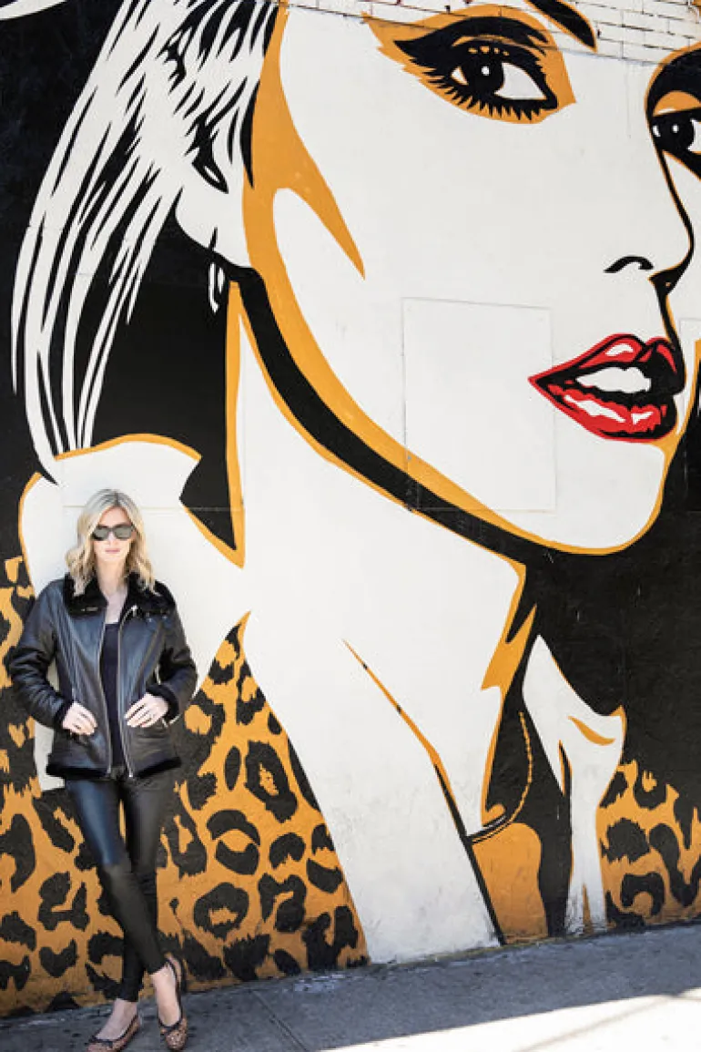 Paris - Black Cheetah
