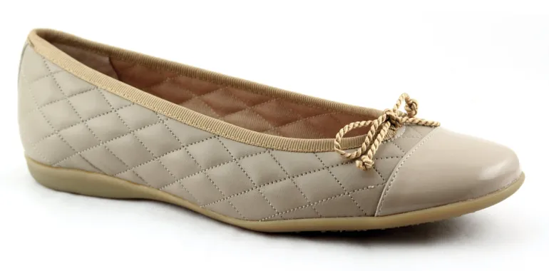 Passport Rubber Sole - Latte
