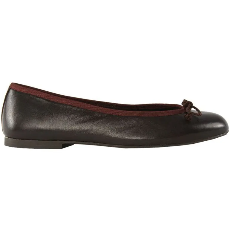 Pearl - Chocolate Leather