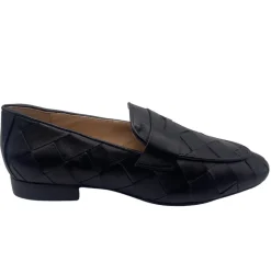 Rose - Black Leather